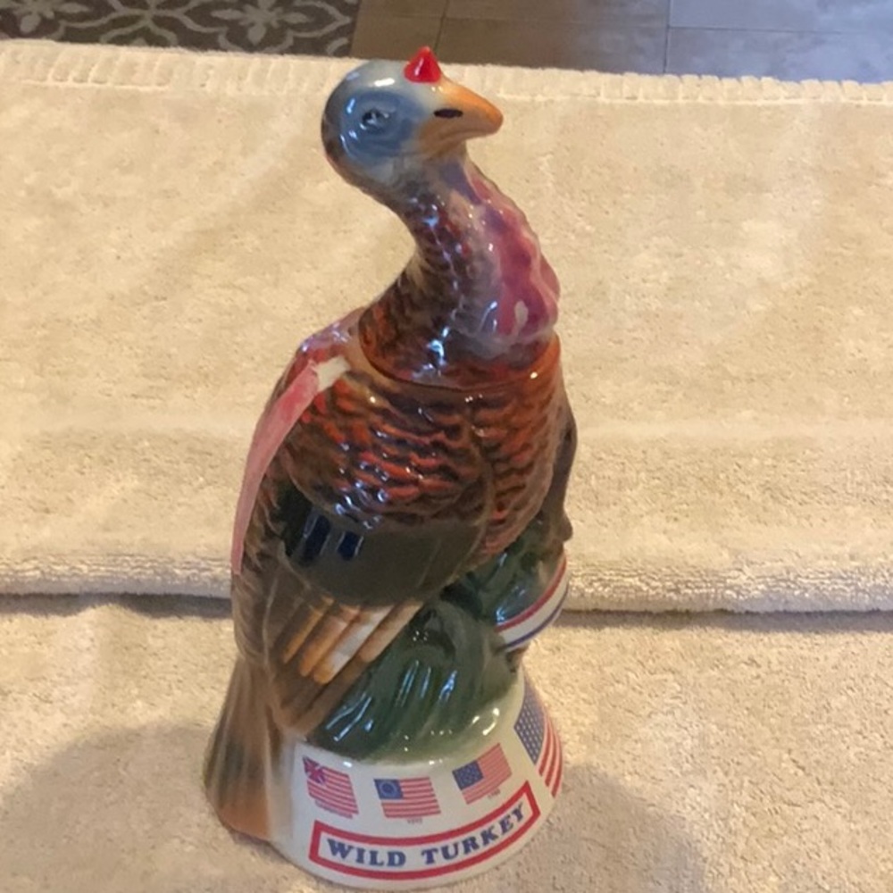 Vintage Austin Nichols wild turkey whiskey ceramic decanter limited edition #5